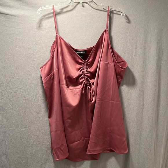 Lane Bryant 30/32 “Mesa Rose” pink satiny camisole with ruched detail - Picture 3 of 16